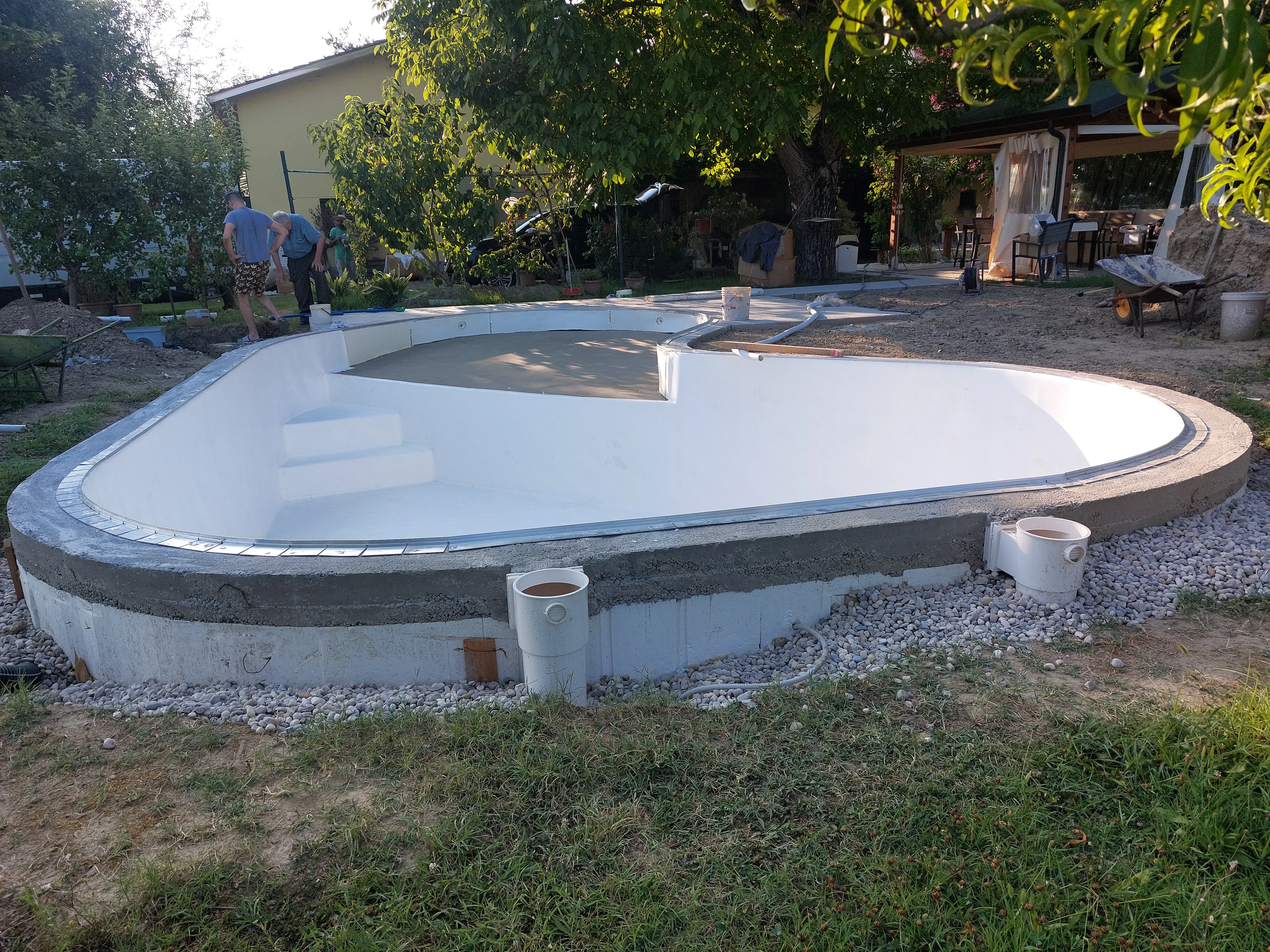 Scavo e contenimento — Kash Piscine cantiere