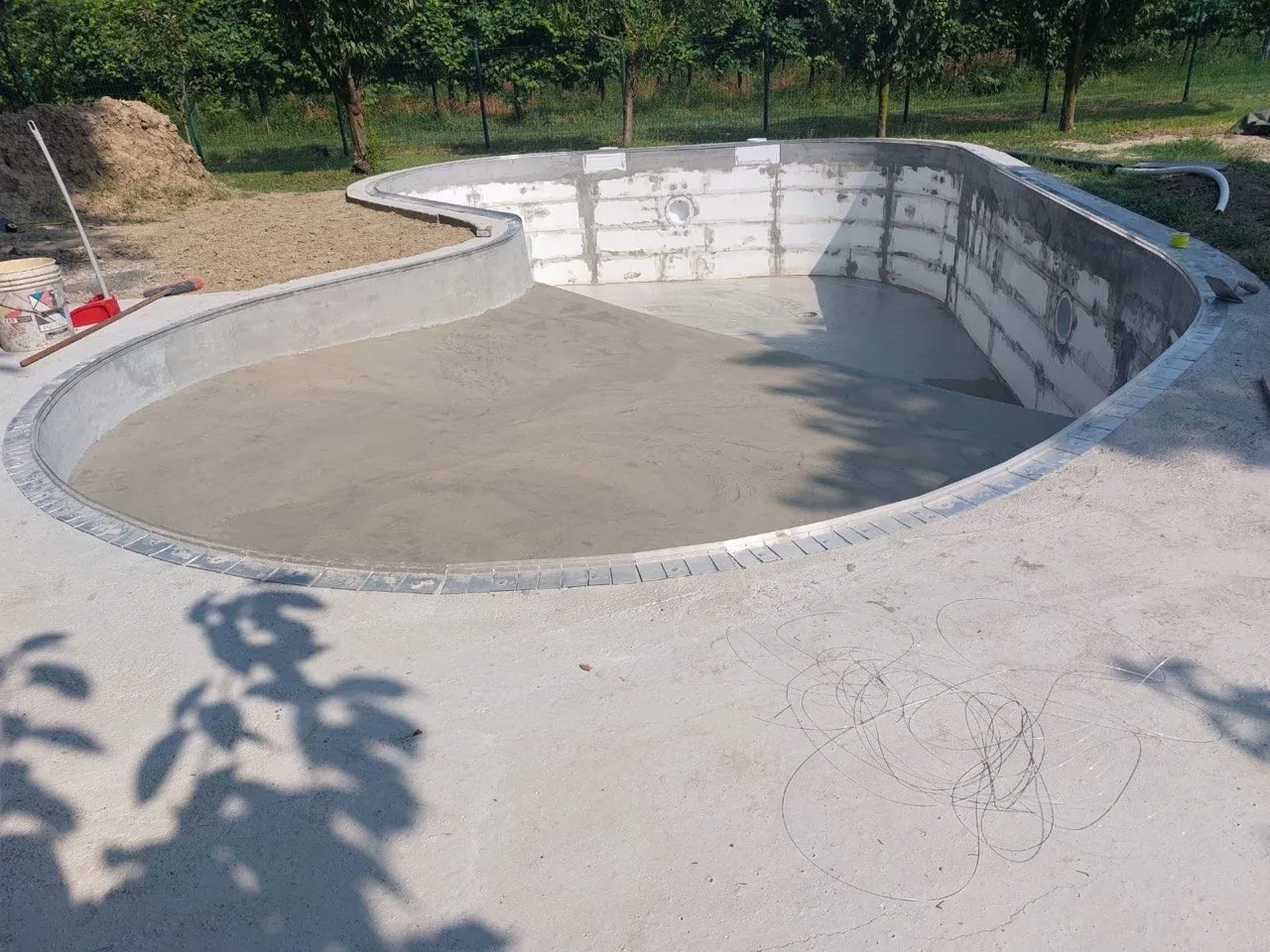 Costruzione — struttura in calcestruzzo — Kash Piscine